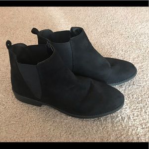 JC Penny Black Booties - Women's Size 11